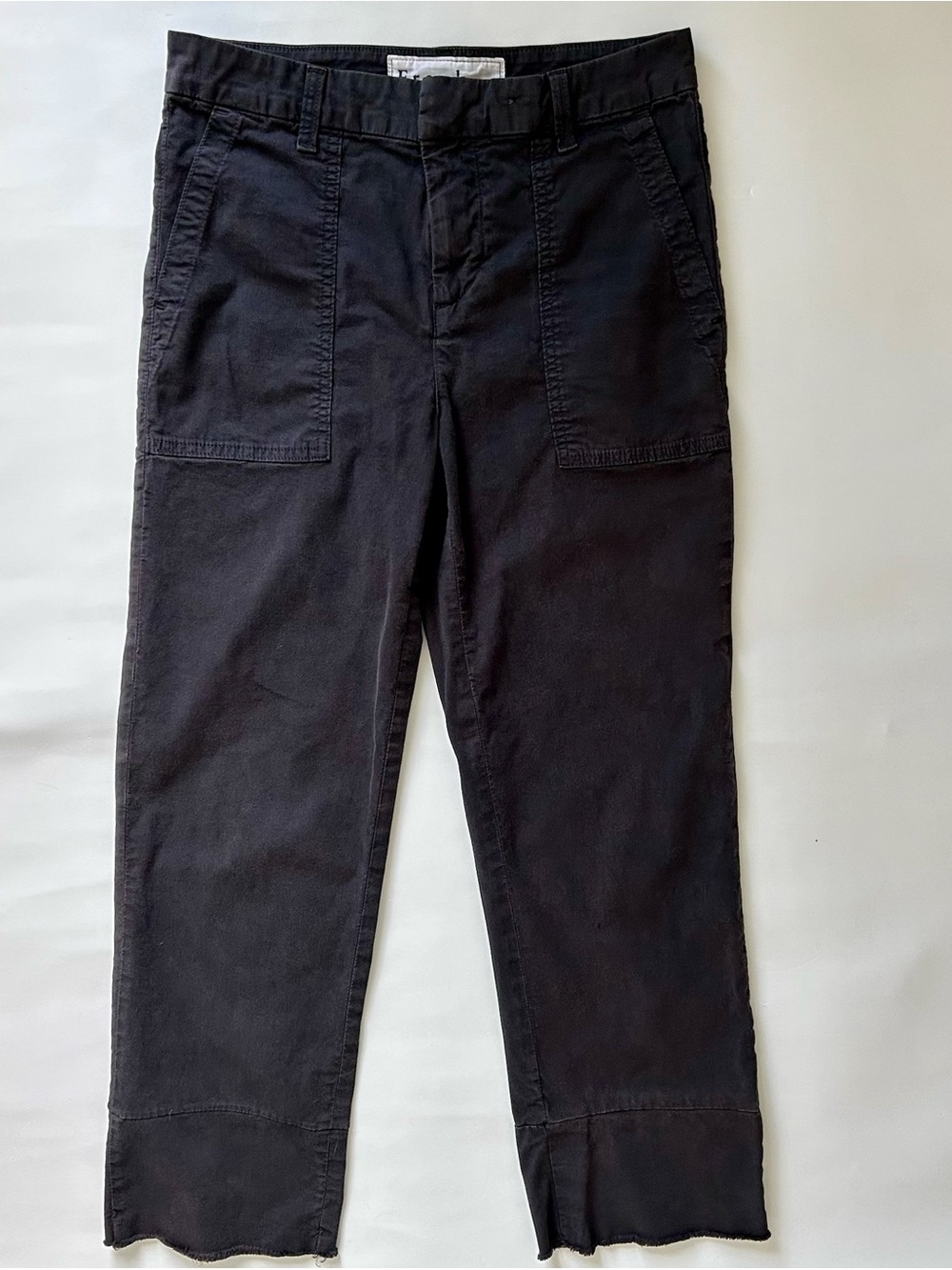 Women’s Frank & Eileen cropped pants. Size 2. Color faded black. Good condition